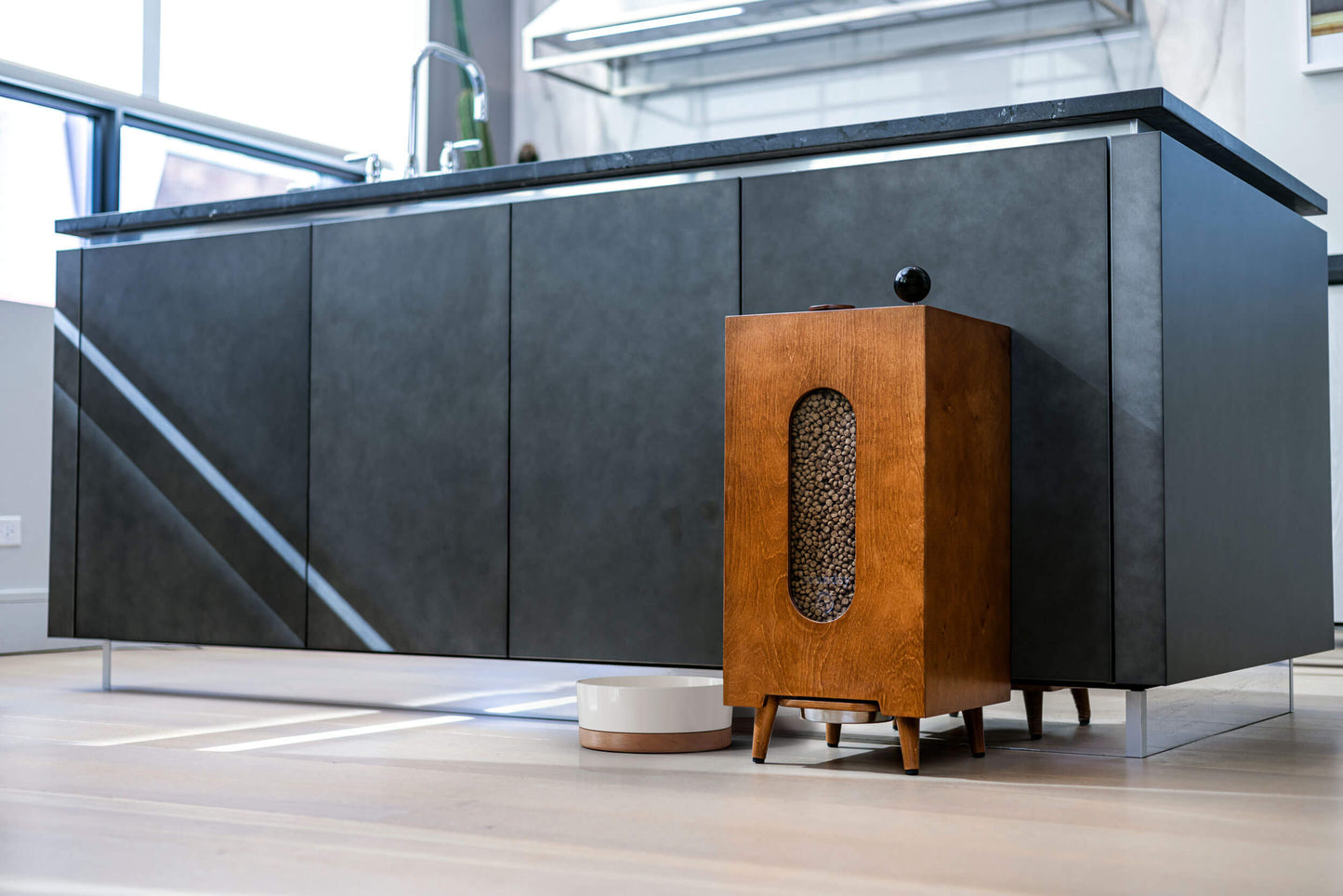 Houndsyy Kibble Dispenser
