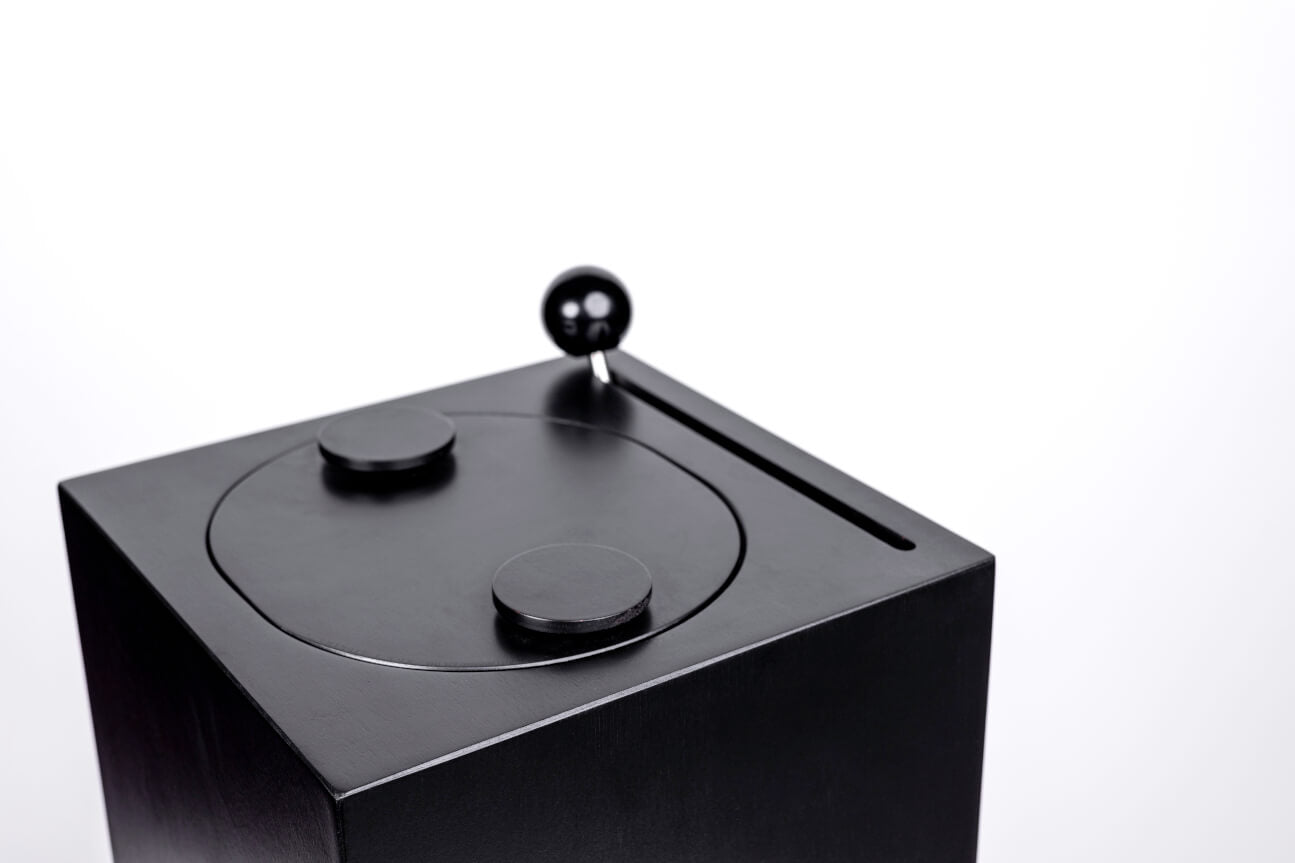 Houndsyy Kibble Dispenser